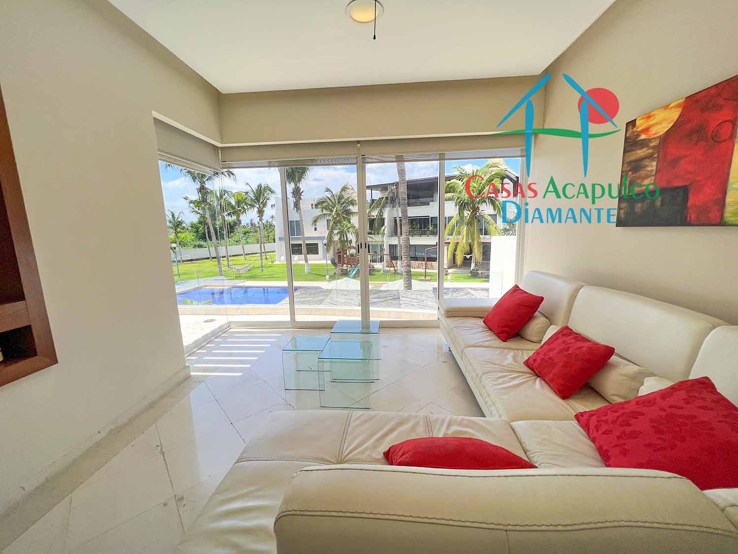 Son Vida Dominica 8 - Sala de televisión 1